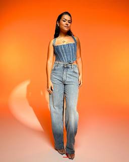 Maisa feet photo thumbnail