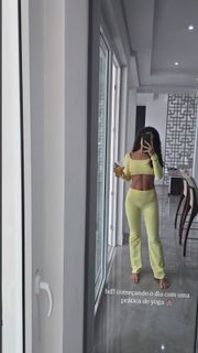 Maisa feet photo thumbnail