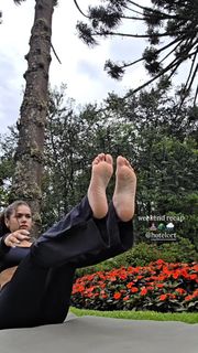Maisa feet photo 16