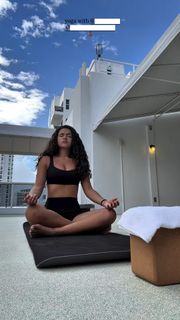 Maisa feet photo 6