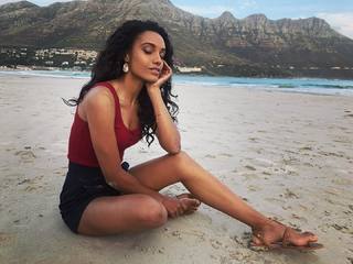 Maisie Richardson-Sellers feet photo 11