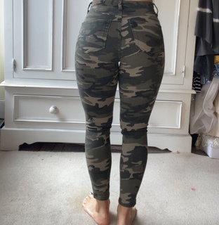 Maisie Smith feet photo thumbnail