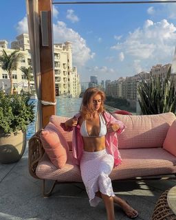 Maisie Smith feet photo thumbnail