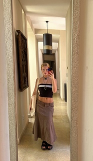 Maisie Smith feet photo thumbnail