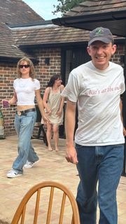 Maisie Williams feet photo 16