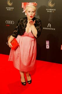 Maite Kelly feet photo 10