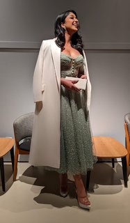 Maitreyi Ramakrishnan feet photo thumbnail