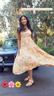 Maitreyi Ramakrishnan feet photo thumbnail