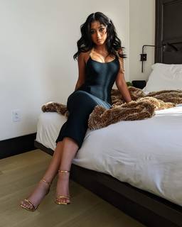 Maitreyi Ramakrishnan feet photo thumbnail