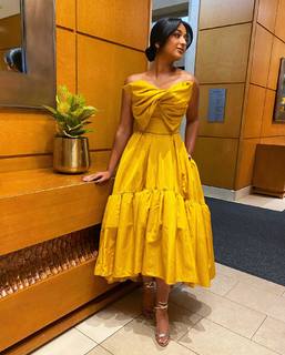 Maitreyi Ramakrishnan feet photo thumbnail