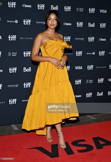 Maitreyi Ramakrishnan feet photo thumbnail