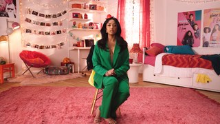 Maitreyi Ramakrishnan feet photo thumbnail