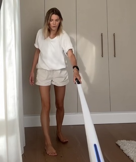 Maja Bohosiewicz feet photo 10
