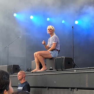 Maja Ivarsson feet photo 18