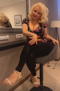 Maja Nikolic feet photo 1