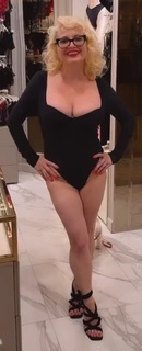 Maja Nikolic feet photo 7