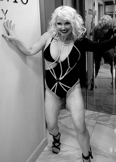 Maja Nikolic feet photo 15