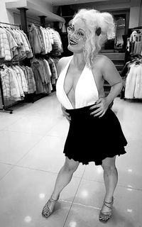 Maja Nikolic feet photo 17