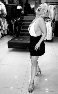 Maja Nikolic feet photo 9
