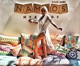 Maja Suput feet photo thumbnail