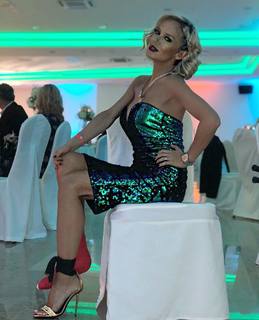 Maja Suput feet photo thumbnail