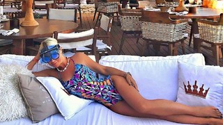 Maja Suput feet photo thumbnail