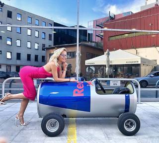 Maja Suput feet photo thumbnail