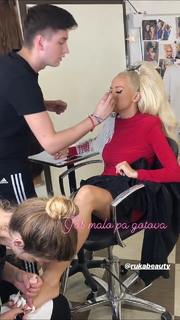 Maja Suput feet photo thumbnail