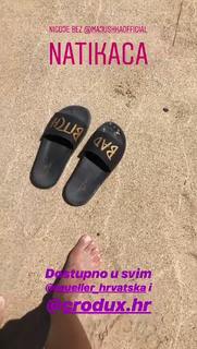 Maja Suput feet photo thumbnail