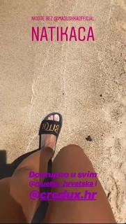 Maja Suput feet photo thumbnail