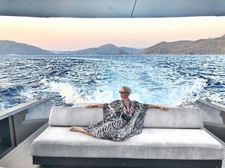 Maja Suput feet photo thumbnail