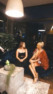 Maja Suput feet photo thumbnail