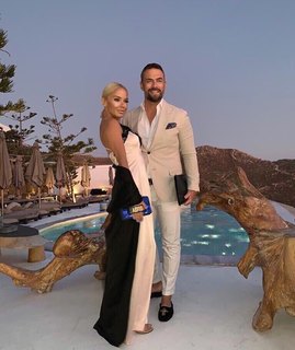 Maja Suput feet photo thumbnail