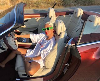 Maja Suput feet photo thumbnail