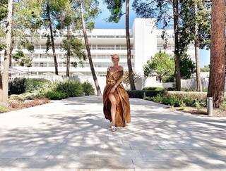 Maja Suput feet photo thumbnail