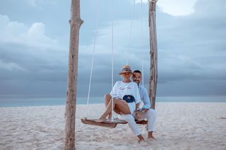 Maja Suput feet photo thumbnail