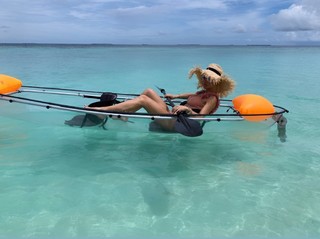 Maja Suput feet photo thumbnail