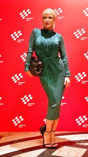 Maja Suput feet photo thumbnail