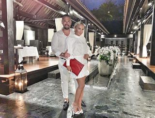 Maja Suput feet photo thumbnail