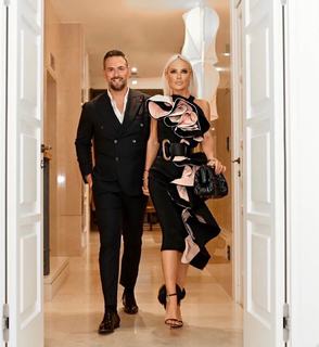 Maja Suput feet photo thumbnail