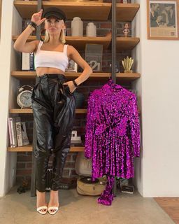 Maja Suput feet photo thumbnail