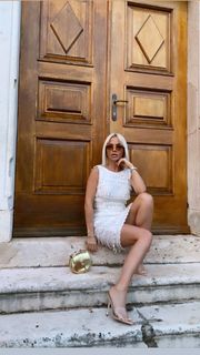 Maja Suput feet photo thumbnail