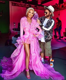 Maja Suput feet photo thumbnail