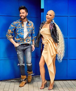 Maja Suput feet photo thumbnail