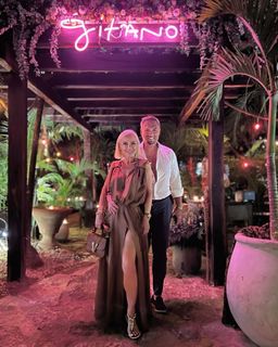 Maja Suput feet photo thumbnail