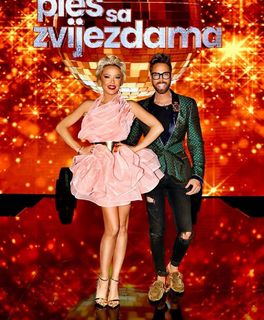 Maja Suput feet photo thumbnail