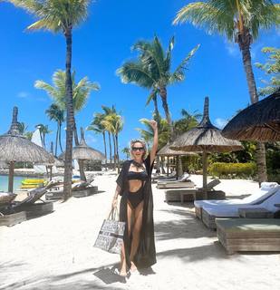 Maja Suput feet photo thumbnail