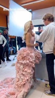 Maja Suput feet photo thumbnail