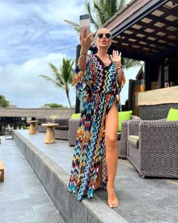 Maja Suput feet photo thumbnail