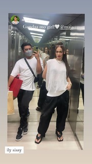 Maja Suput feet photo thumbnail